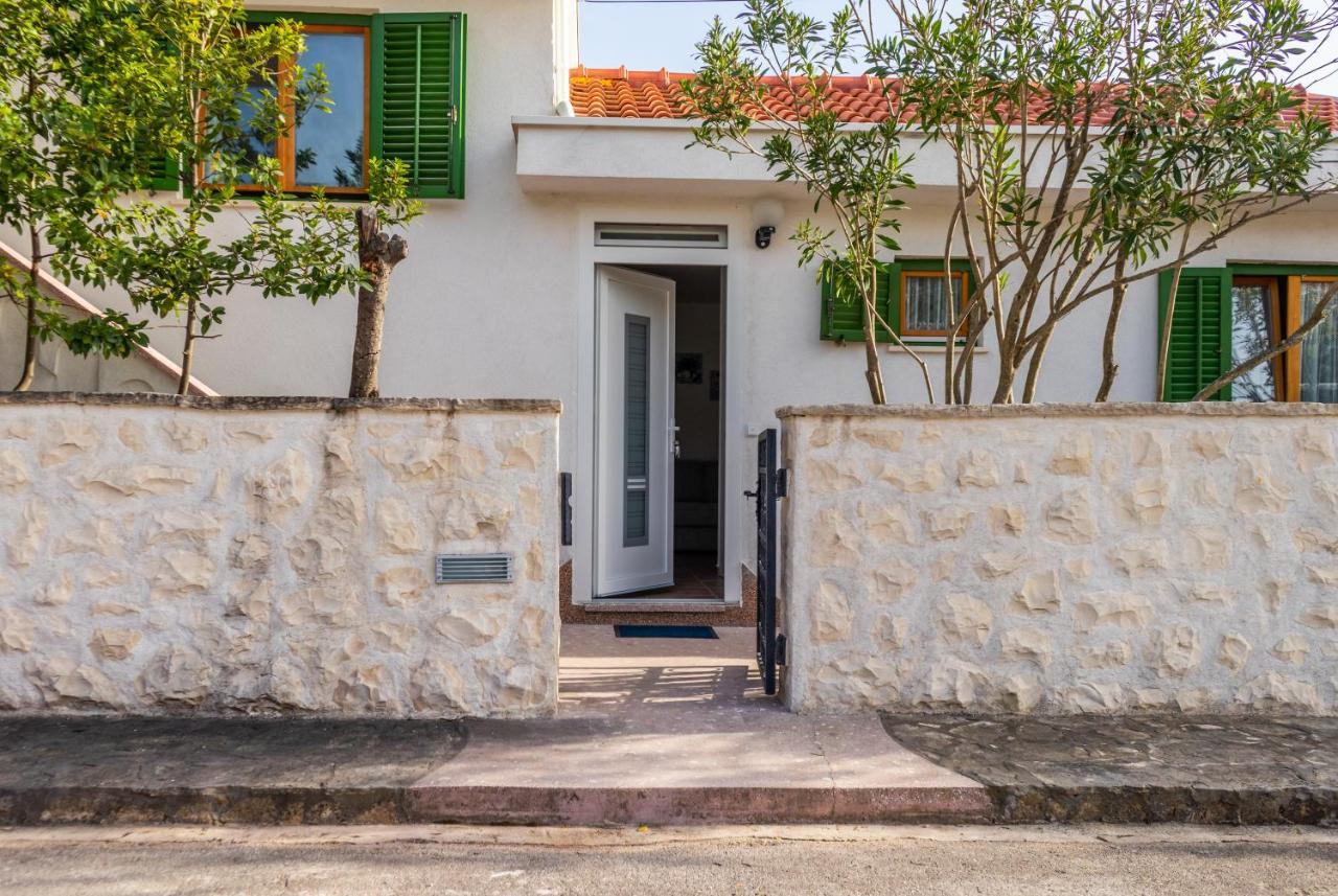 Apartments Summer Touch Petrčane Zewnętrze zdjęcie