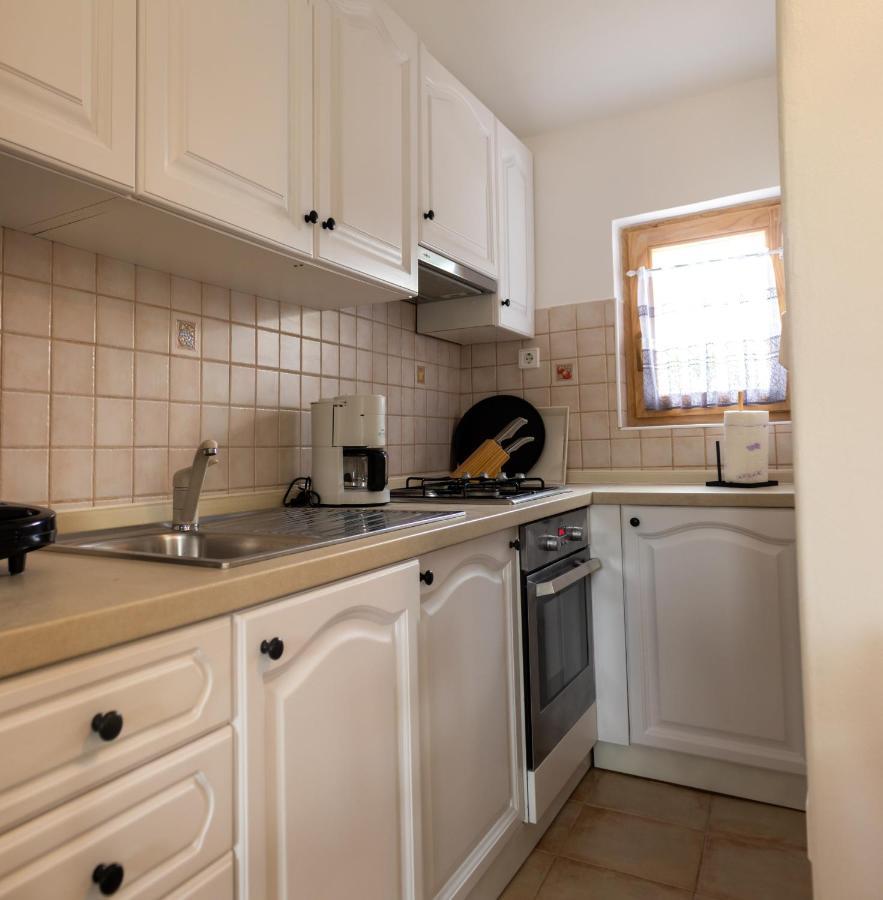 Apartments Summer Touch Petrčane Zewnętrze zdjęcie