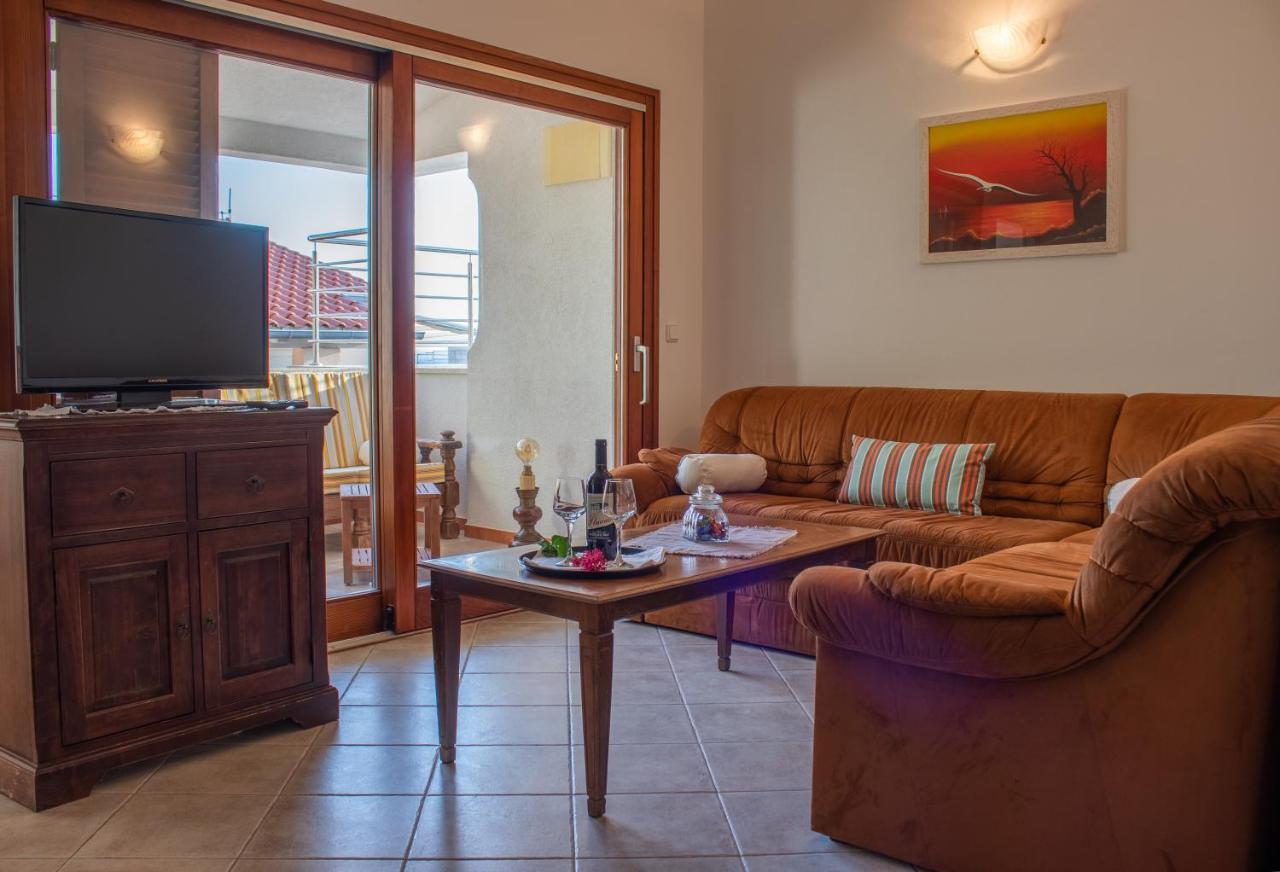 Apartments Summer Touch Petrčane Zewnętrze zdjęcie